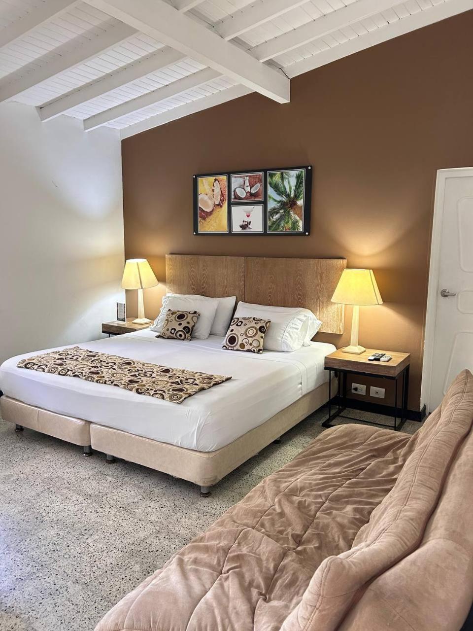Hotel Aromax Del Campestre 메딜린 외부 사진